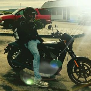 Meet your Posher, Michael